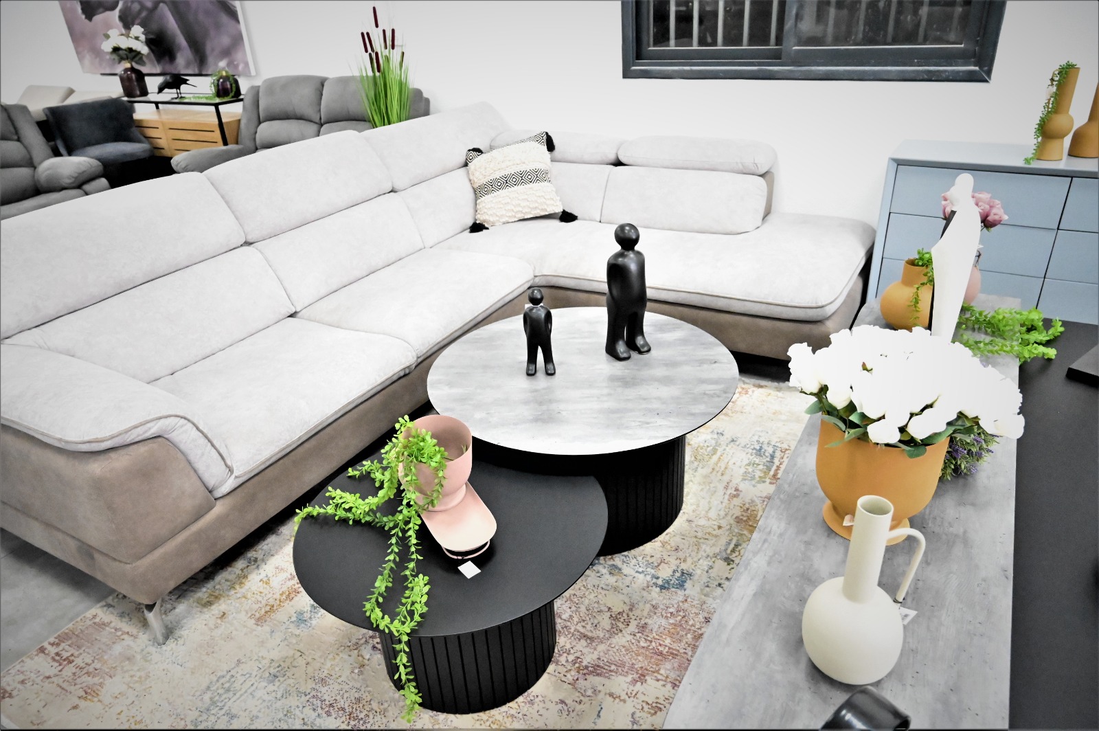 WhatsApp Image 2023-03-02 at 8.58.47 PM.jpeg